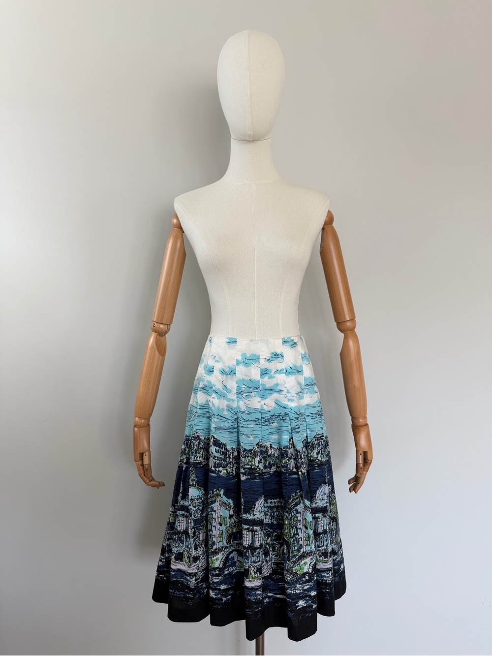 Talbots Venice Print Pleated A-Line Skirt Blue White Travel 4P - Picture 6 of 16